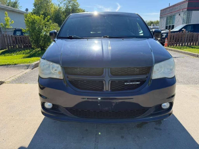 2011 Dodge Grand Caravan R/T
