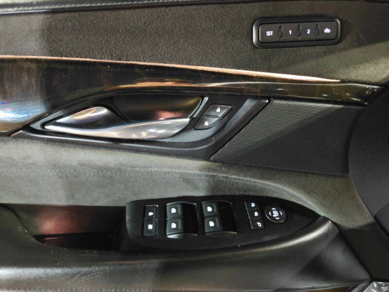 2019 Cadillac Escalade Platinum