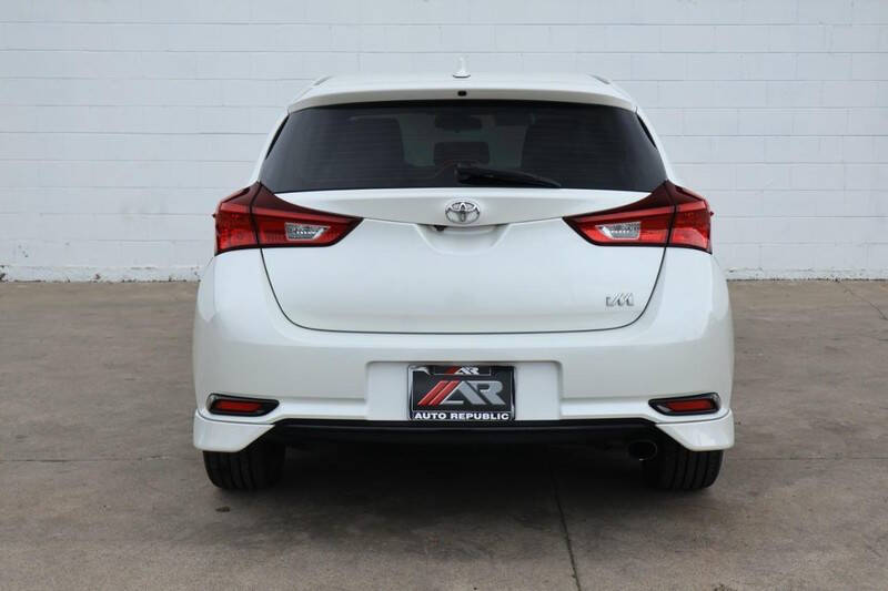 2018 Toyota Corolla iM