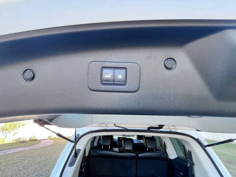 2022 Nissan Armada SL