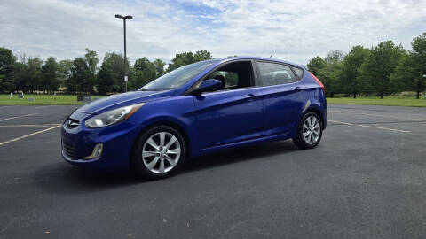 2012 Hyundai Accent SE