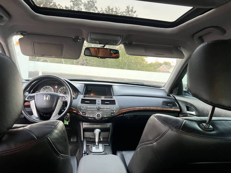 2012 Honda Accord EX-L V6 w/Navi