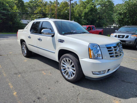 2011 Cadillac Escalade EXT for sale at Central Jersey Auto Trading in Jackson NJ