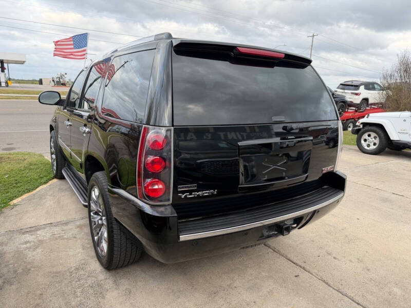 2011 GMC Yukon Denali