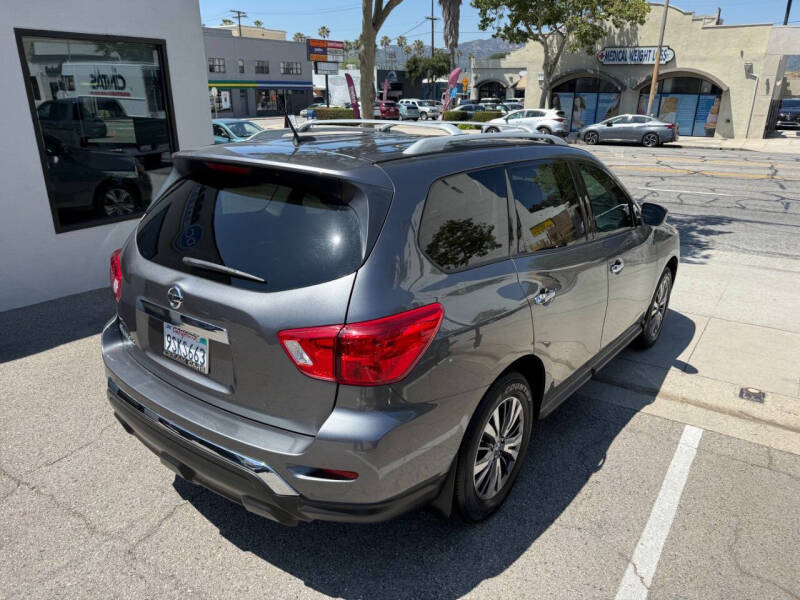 2018 Nissan Pathfinder S