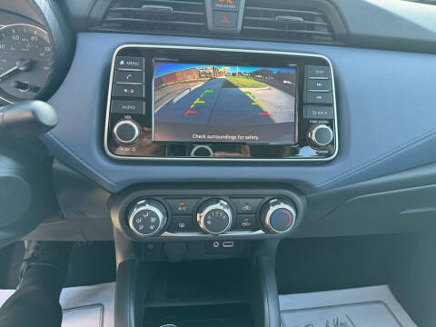 2023 Nissan Versa SV