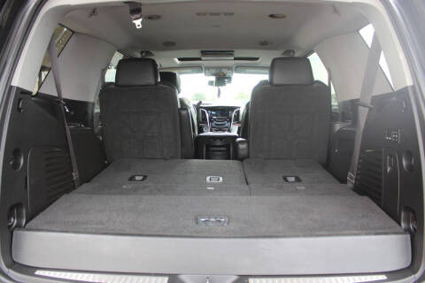 2017 Cadillac Escalade Luxury