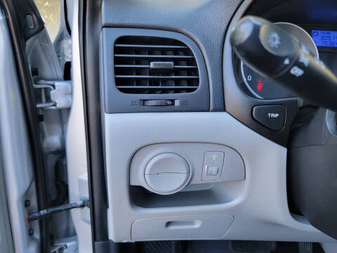 2011 Hyundai Accent GLS
