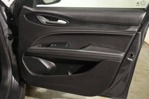 2022 Alfa Romeo Stelvio Sprint