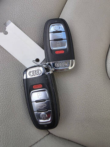 2010 Audi A4 2.0T quattro Premium Plus