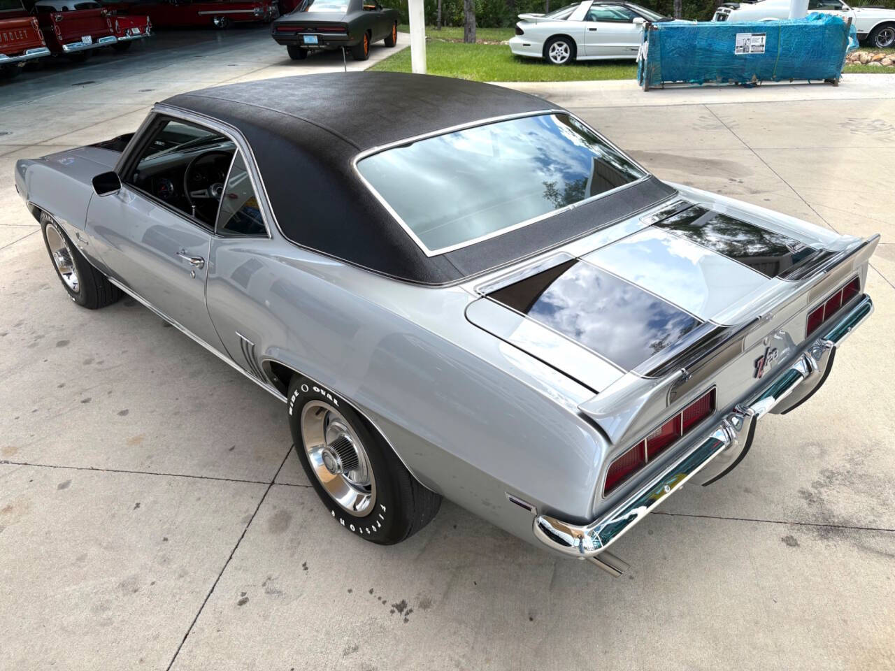 1969 Chevrolet Camaro 27