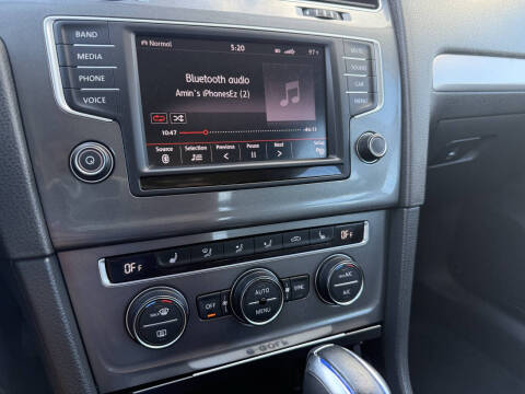2016 Volkswagen e-Golf SE