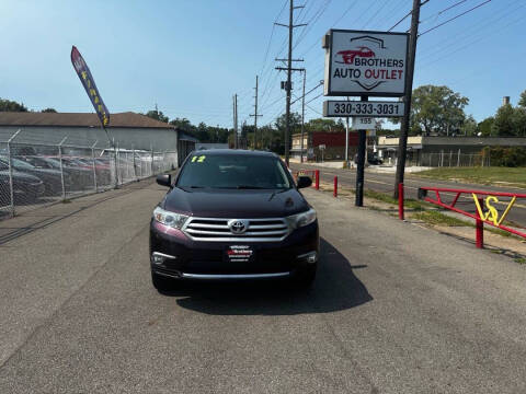 2012 Toyota Highlander for sale at Brothers Auto Group in Youngstown OH