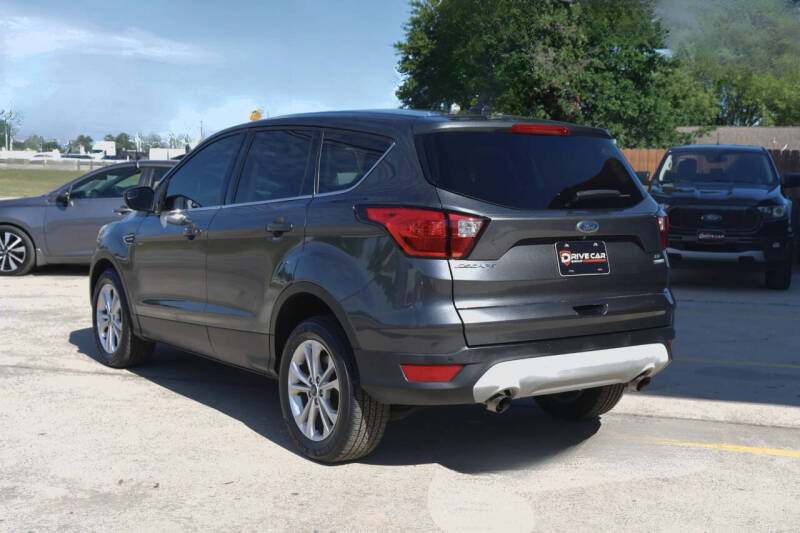 2019 Ford Escape SE