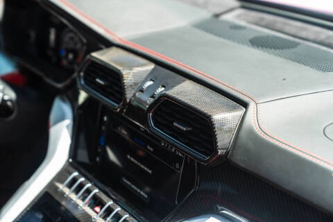 2020 Lamborghini Urus