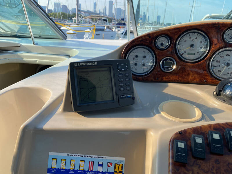 2003 Rinker 342 FIESTA VEE