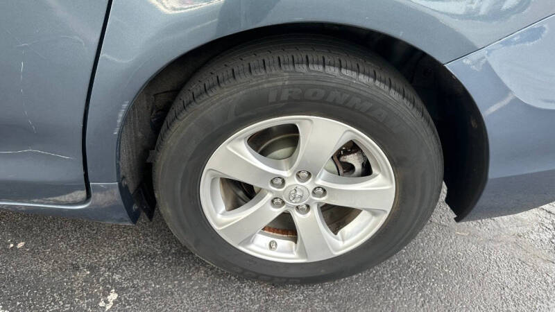 2014 Toyota Sienna L 7-Passenger