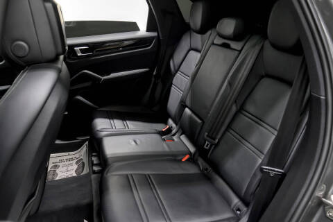 2019 Porsche Cayenne S