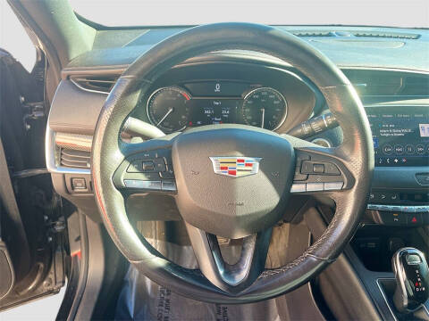 2020 Cadillac XT4 Sport