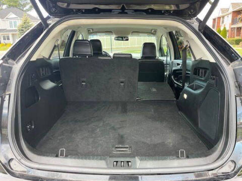 2023 Ford Edge Titanium