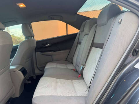 2014 Toyota Camry LE