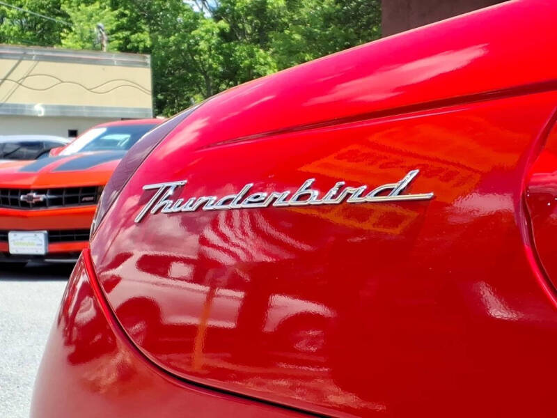 2003 Ford Thunderbird