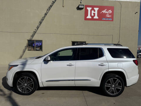 2017 GMC Acadia Denali