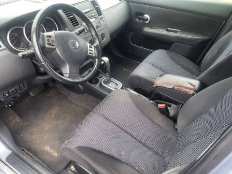 2010 Nissan Versa 1.8 S