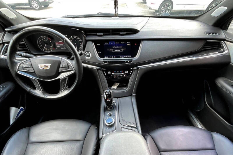 2023 Cadillac XT5 Premium Luxury