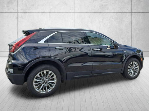 2025 Cadillac XT4 Premium Luxury