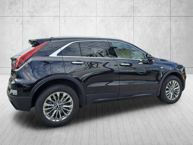 2025 Cadillac XT4 Premium Luxury