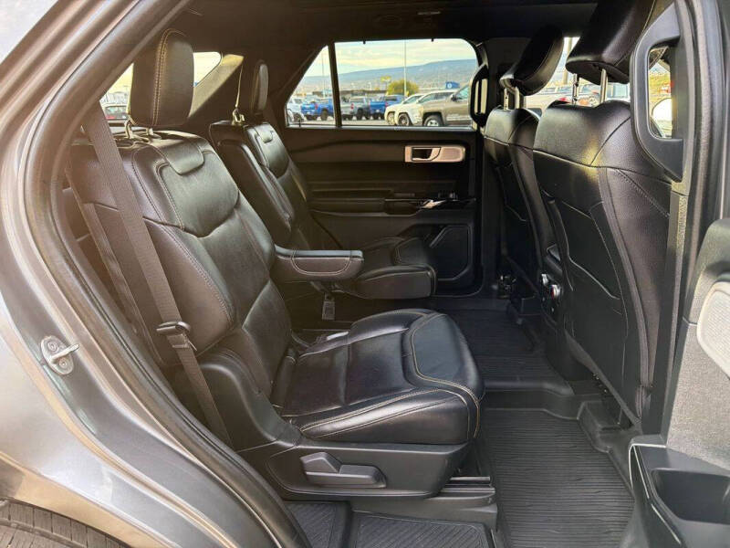 2023 Ford Explorer ST