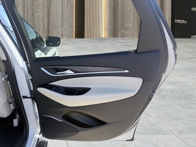 2024 Buick Enclave Avenir