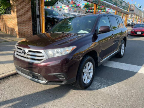 2013 Toyota Highlander for sale at Sylhet Motors in Jamaica NY