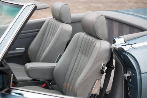 1986 Mercedes-Benz 560-Class 560 SL