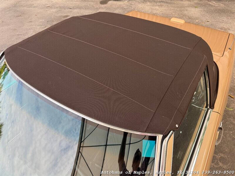 1988 Mercedes-Benz 560-Class 560 SL