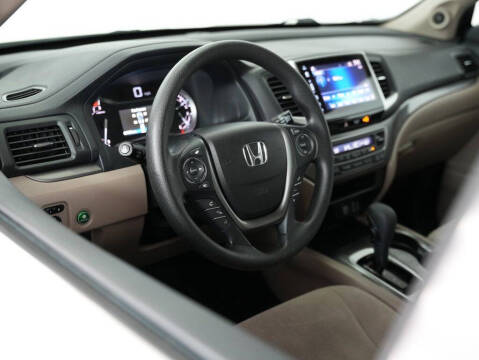 2017 Honda Pilot EX