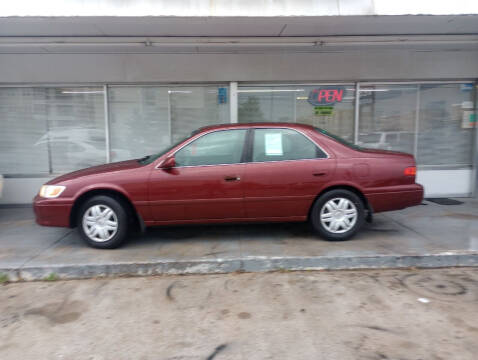 2001 Toyota Camry for sale at VEST AUTO SALES in Kansas City MO