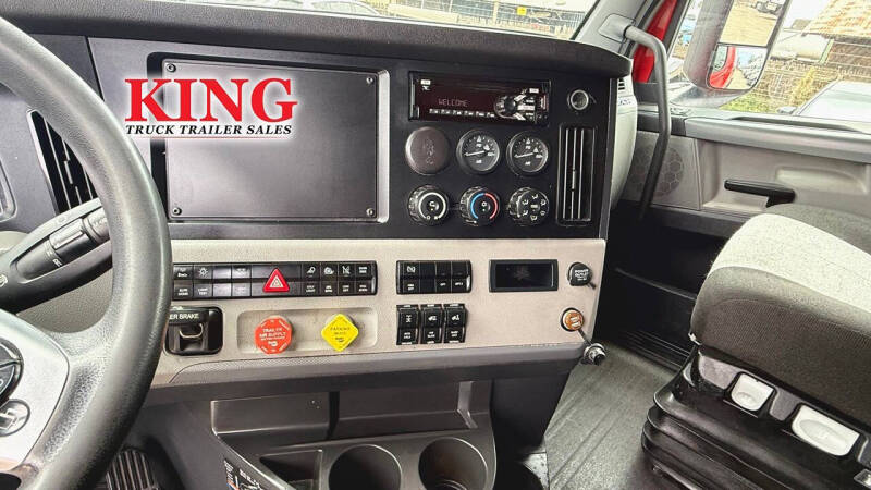 2020 Freightliner Cascadia