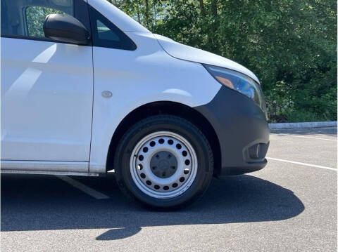 2017 Mercedes-Benz Metris