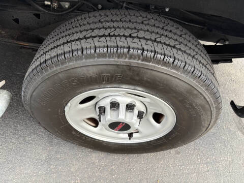 2024 GMC Savana 2500