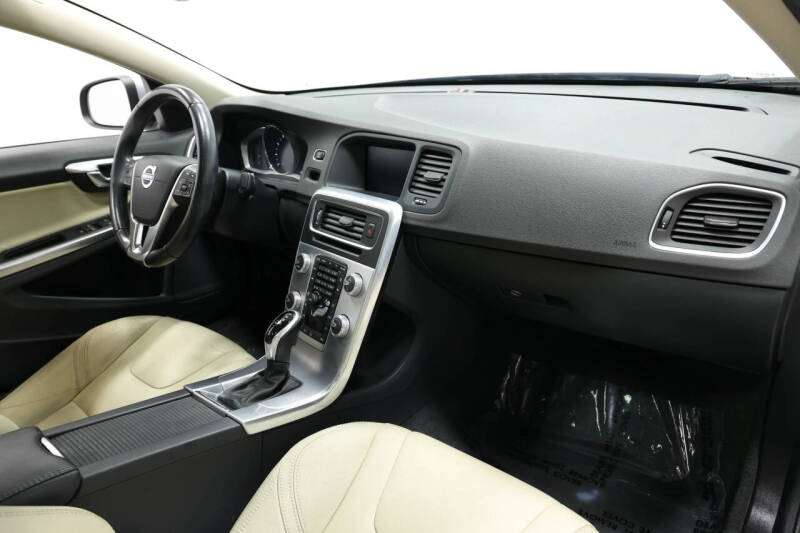 2018 Volvo S60 T5 Dynamic