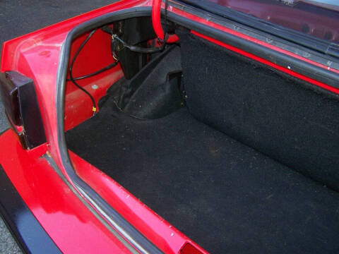 1990 Pontiac Sunbird LE