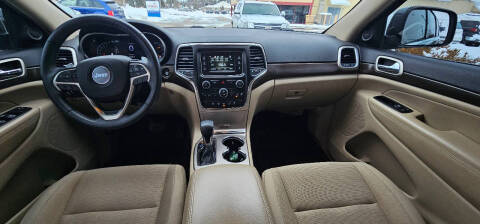 2017 Jeep Grand Cherokee Laredo E