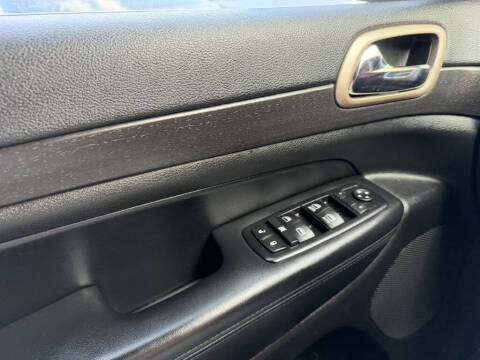 2015 Jeep Grand Cherokee Laredo