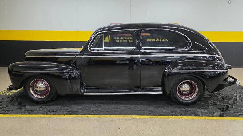 1942 Ford Super Deluxe