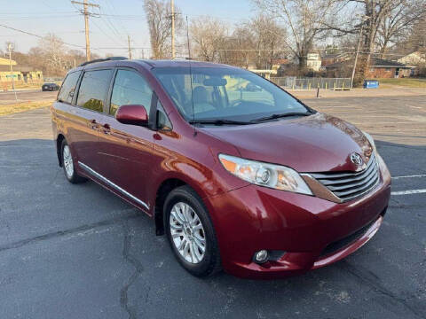 2011 Toyota Sienna for sale at Premium Motors in Saint Louis MO
