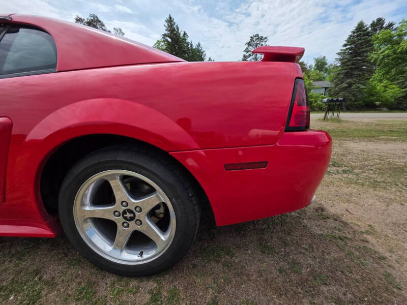 2004 Ford Mustang GT Deluxe