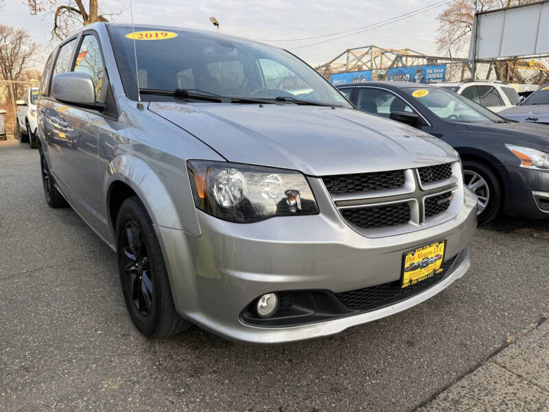 Used 2019 Dodge Grand Caravan GT with VIN 2C4RDGEG7KR744584 for sale in Passaic, NJ