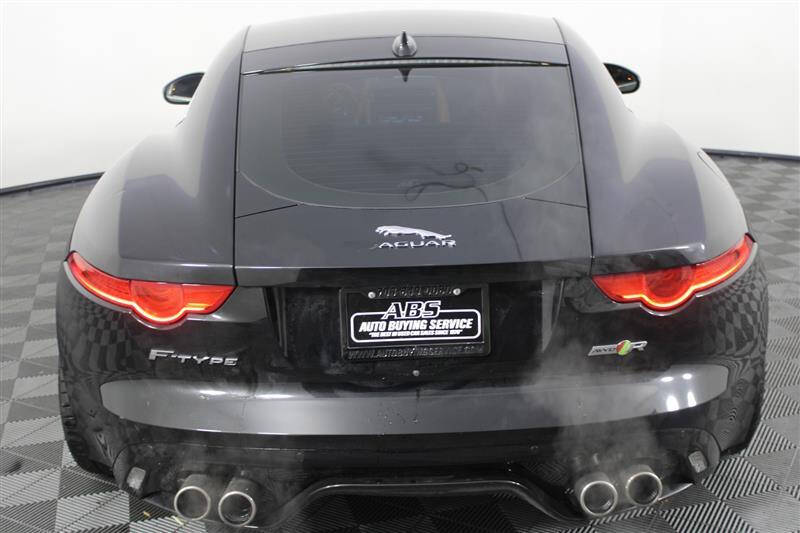 2016 Jaguar F-TYPE R